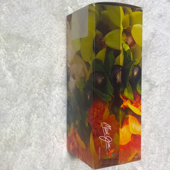COPY - NWOT Authentic Maui Jim Peahi Wrap Sunglasses